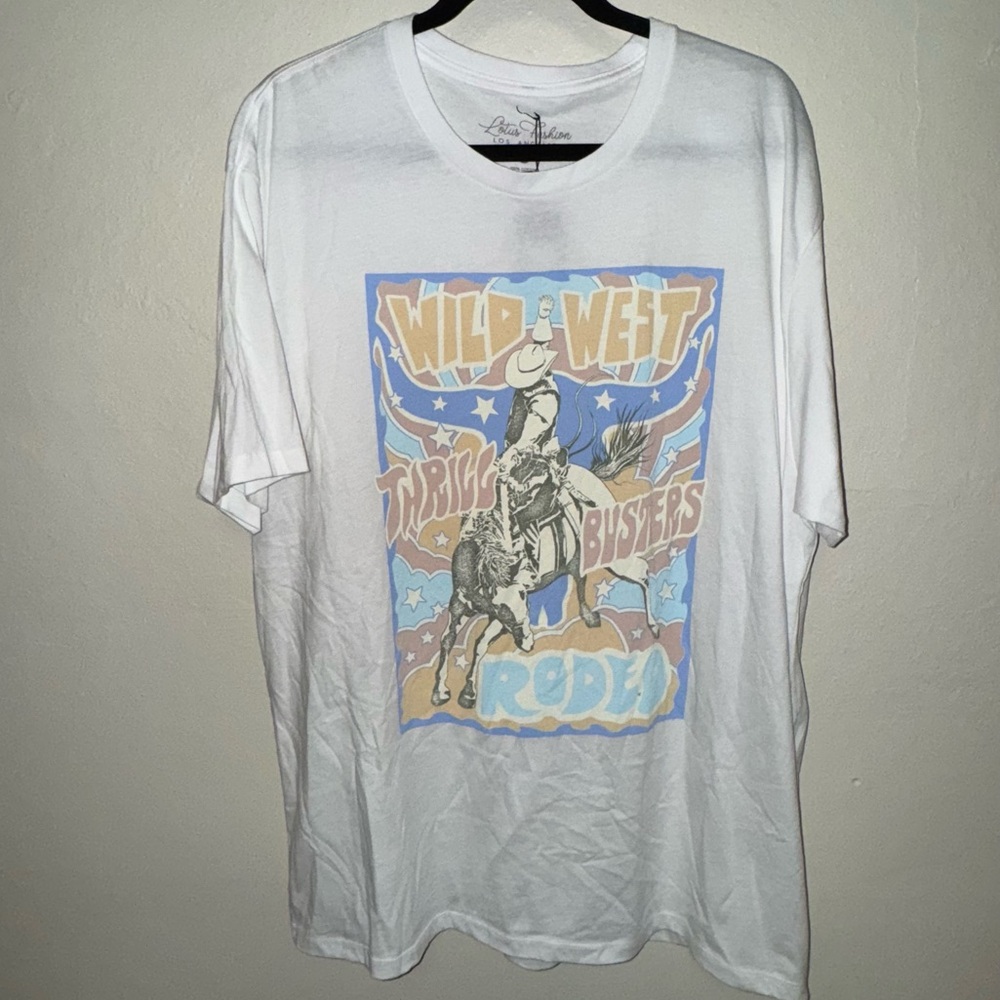NWT Wild West Rodeo Graphic T-Shirt